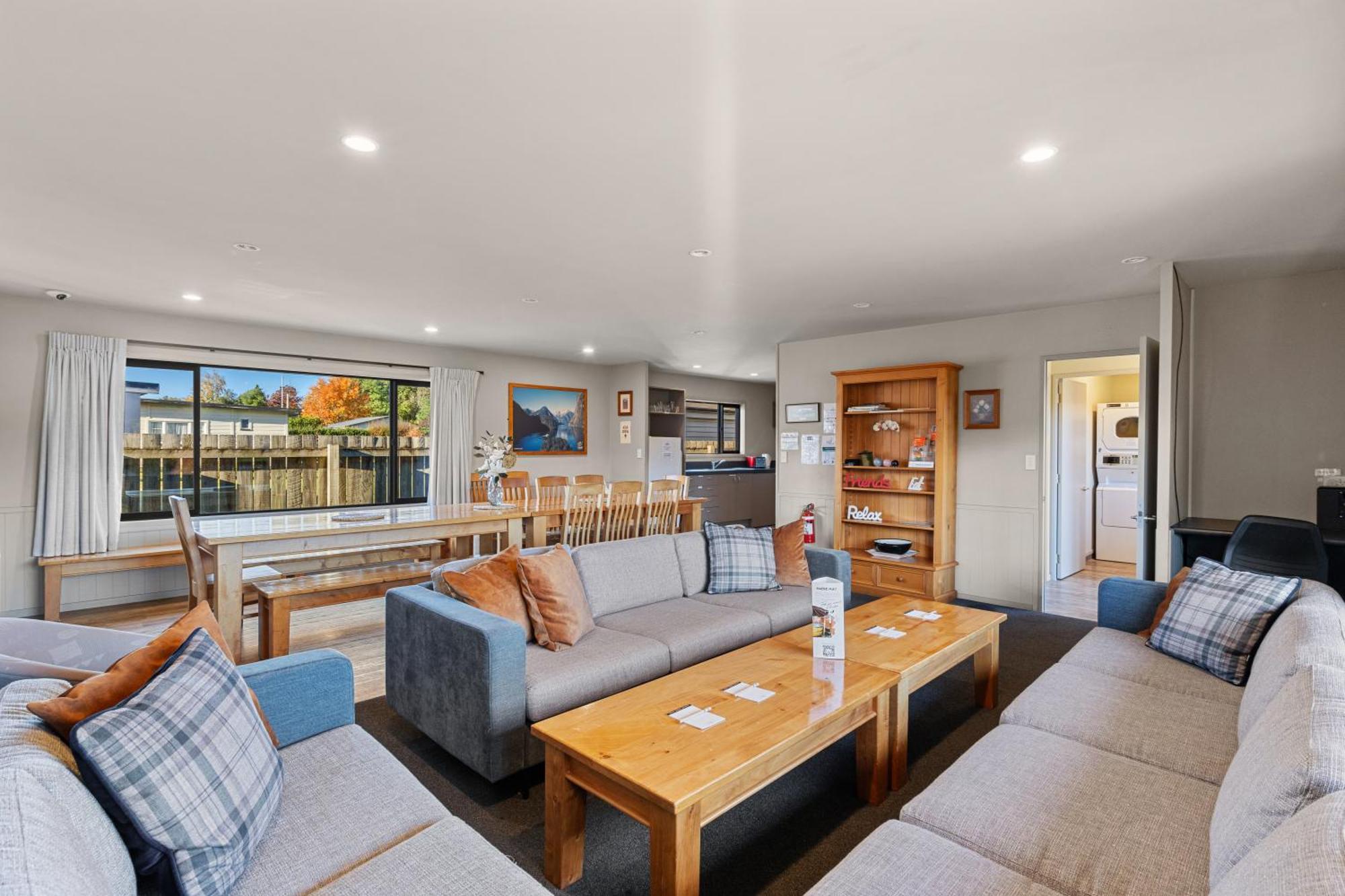 Tasman Holiday Parks - Te Anau Luaran gambar The Lodge at Jack's Point